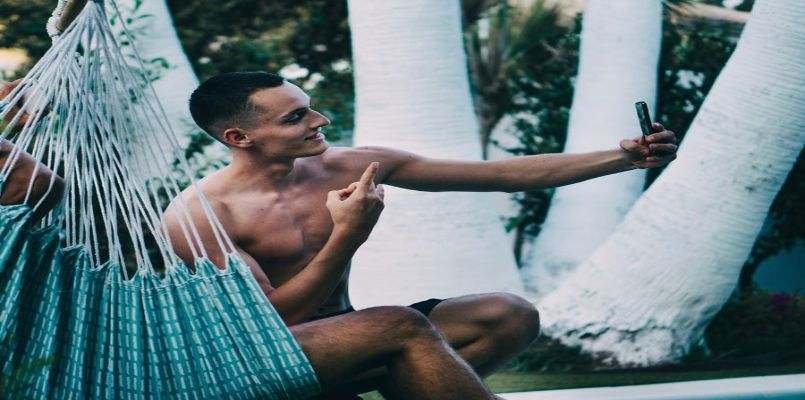 Giấc mơ thấy đàn ông cởi truồng nhắc nhở bạn nên chăm chút chuyện tình cảm